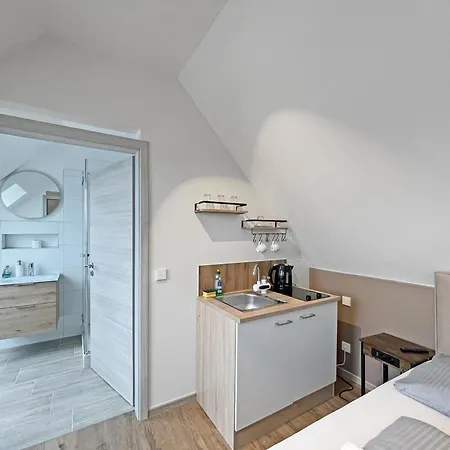 Bernstadt Appartments 3*